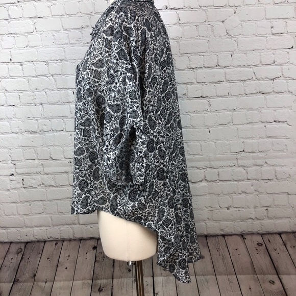 Volcom Women’s Blouse Black&White Dolman Slv Sz M - Picture 2 of 4